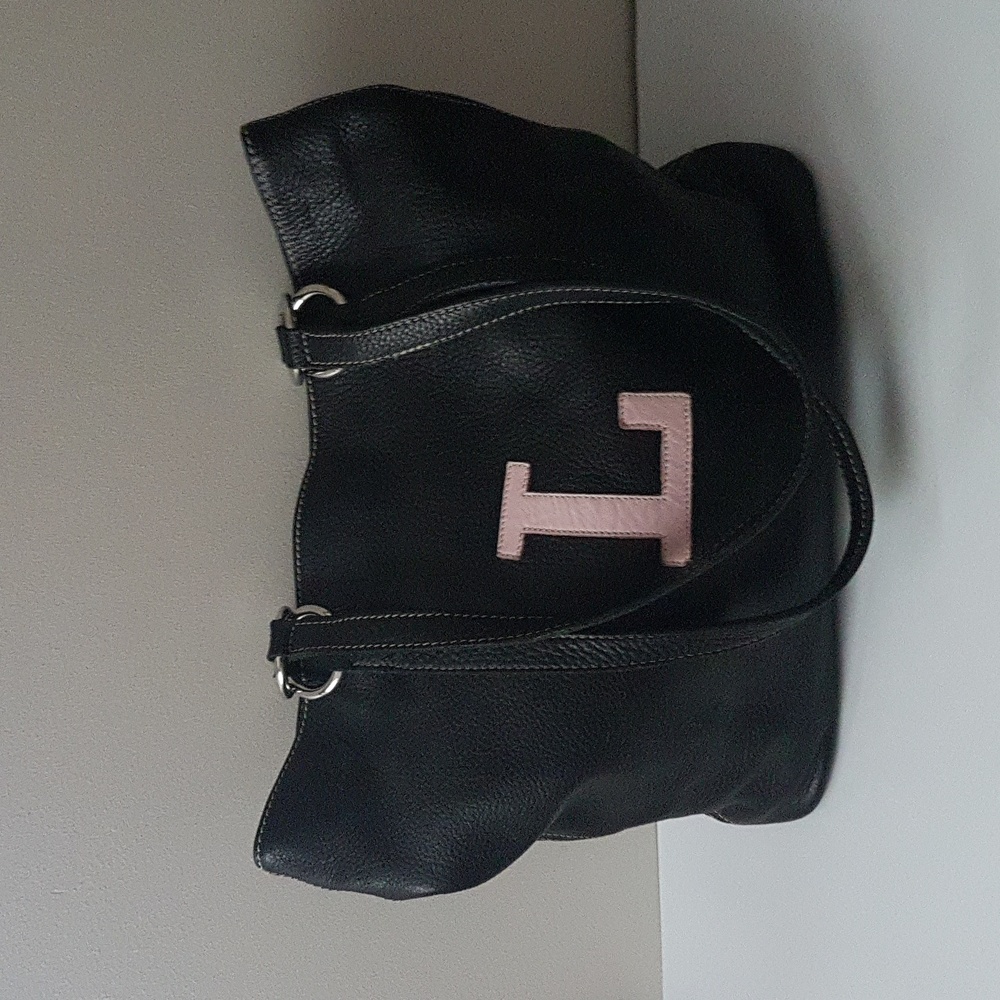 Roots Initial L  Pebble Leather Bag excellent condition